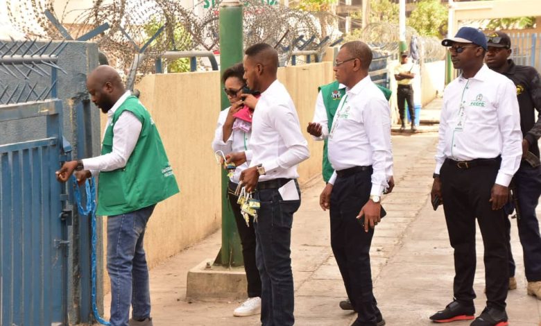 JUST IN: FG Officials Storm, Seal Popular Store For Hoarding Food Items (PHOTOS)