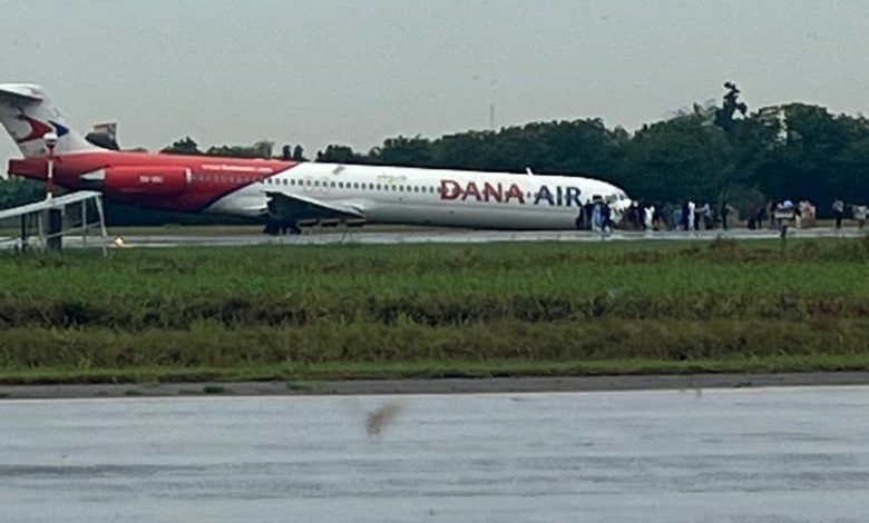 BREAKING: Dana Air Veers Off Runway Lagos (PHOTOS)