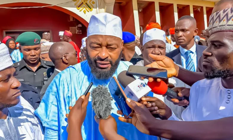 Niger Gov Under Fire As Video Shows Him Spraying Money Amid Move Against Naira Abuse