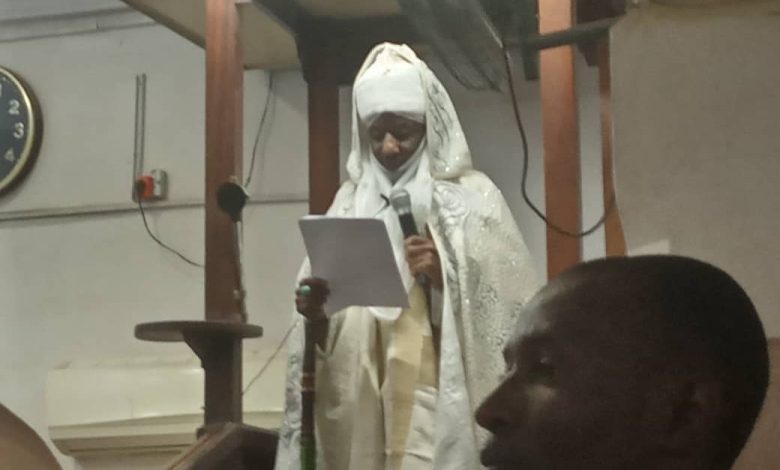 Tussle With Bayero: Victory For Sanusi As He Leads Prayer At Central Mosque As Emir Of Kano