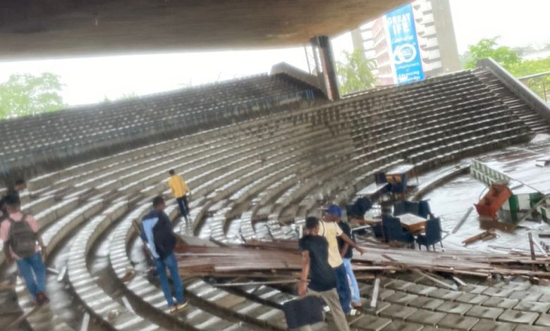 JUST IN: Rainstorm Destroys OAU Amphitheatre During Lecture, Four Students Affected (PHOTOS)